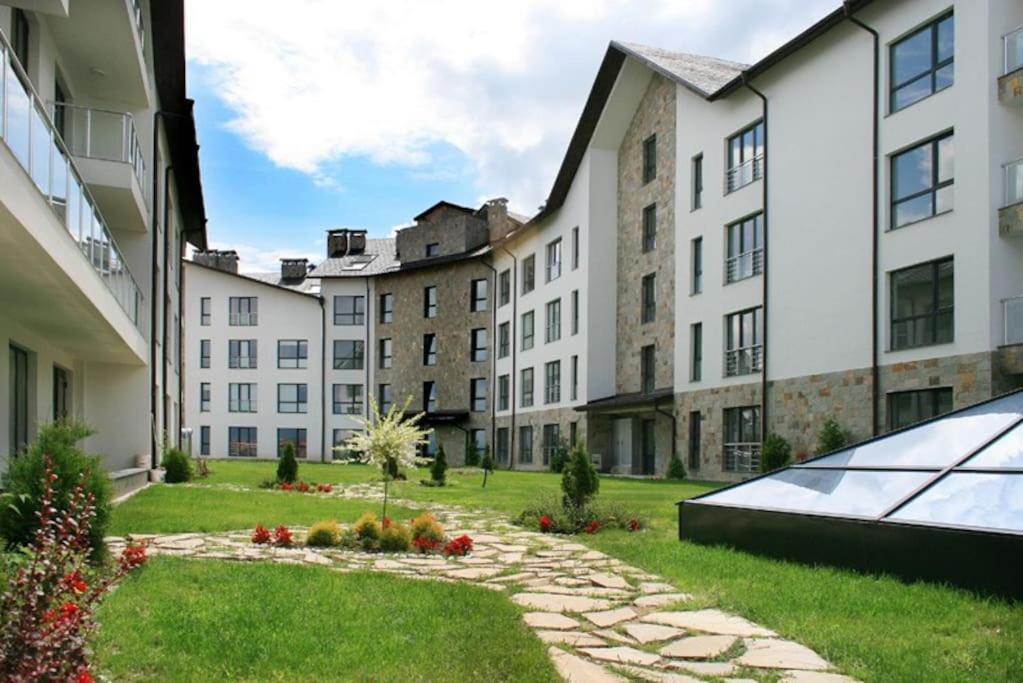 Luxury Penthouse With A Lavish Spa And 2 En-Suite Bedrooms Bansko Exterior photo